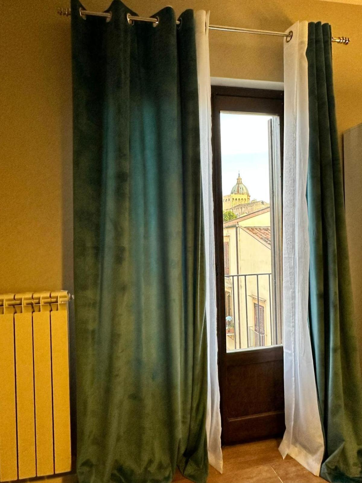 Centrumassimo Apartment Palermo Ngoại thất bức ảnh